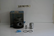Cylinder complete with piston