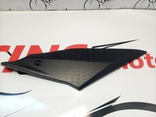 FIANCO COVER SERBATOIO DESTRO