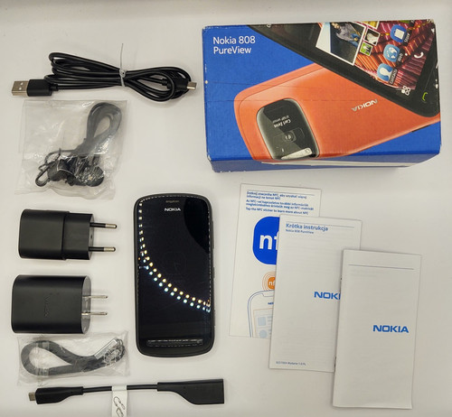 Cellulare smartphone nokia 808 - nokia,