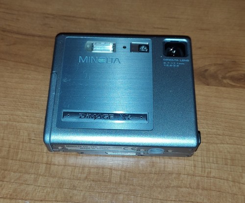 Konica minolta dimage 2 - minolta, 3,2