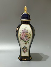 Vaso potiche in porcellana blu