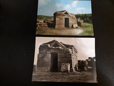 Cartolina  POPULONIA (LI) Tomba etrusca set 2 pezzi colore e b/n  Non viaggiate