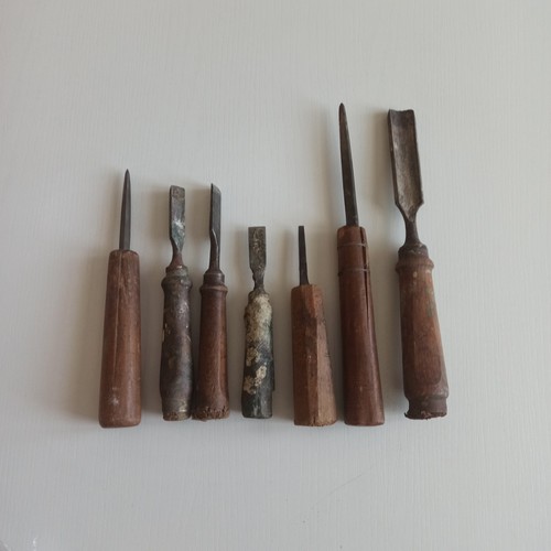 Vecchi strumenti scalpelli - 7,