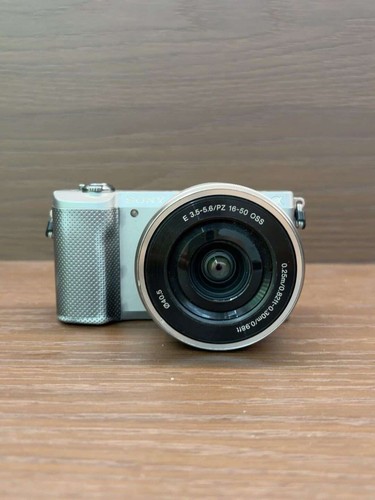 Fotocamera mirrorless sony - fotocamera,