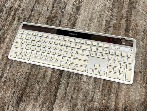 Logitech k750 tastiera - logitech,