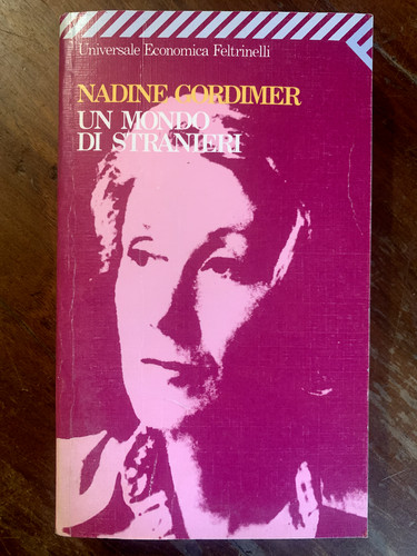Mondo stranieri nadine - -,