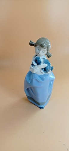 Fanciulla con cane - , nao
