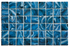 Mosaico in vetro pressato su