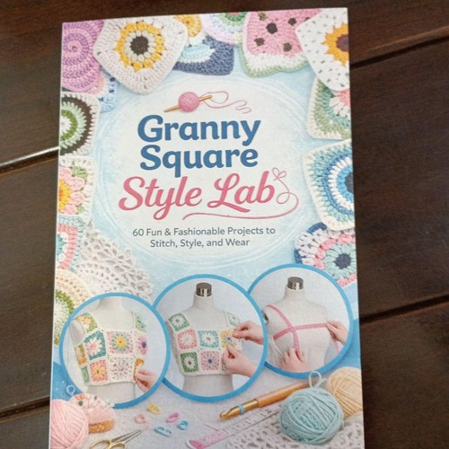 Granny square style lab - granny,