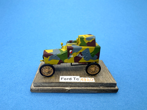 Diorama vetrina carro - , armato