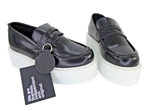 Scarpe platform sotterranee