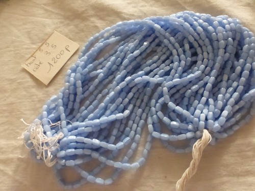 Lot 1200 perles anciennes - perles,