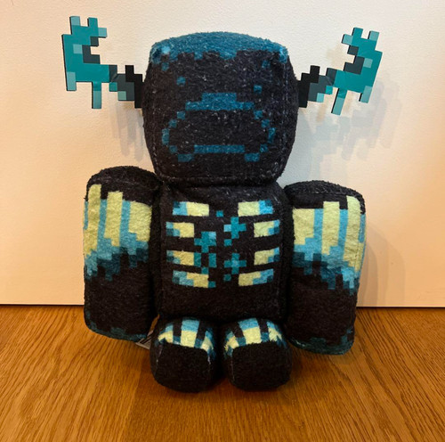 Furyu minecraft fluffy warden - furyu,