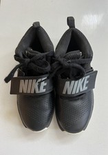 Scarpe da basket Nike Team