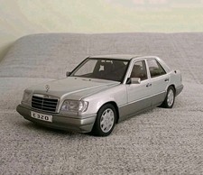 1:18 AUTOart Mercedes Benz