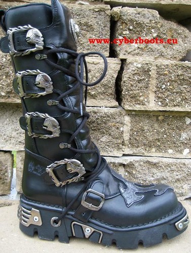New rock boots - new,