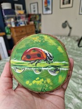Dama uccellino dipinto a mano