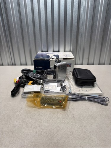 Sony handycam dcr pc55 - sony, minidv