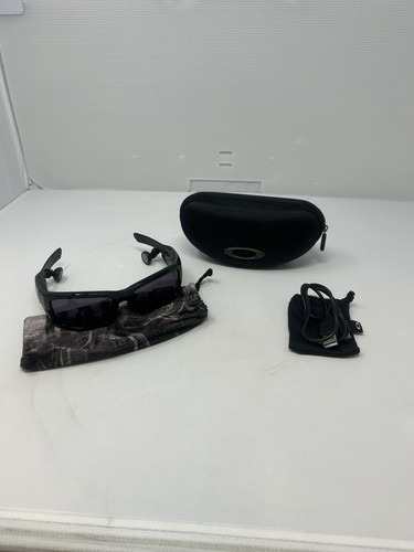 Oakley thump 512mb mp3 - 2,