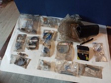 1 lot de plusieurs pièces