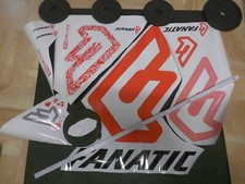 11 adesivi fanatici diversi di varie misure