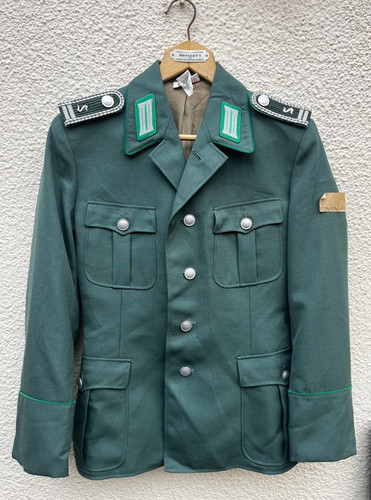 Vintage east german ddr green - vintage,