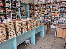 Lotto stock 1000 libri di ogni