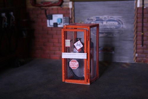 Cage bouteille gaz - de,