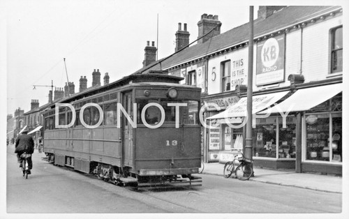 Vtg postcard luton - vtg,