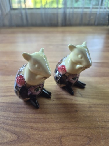 Coppia vecchie statuine - di,