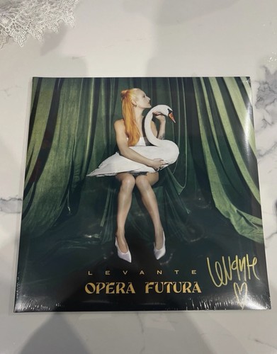 Levante opera futura - –, /