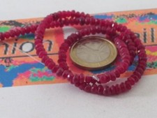 1 FILO DI PIETRE IN  RADICE DI