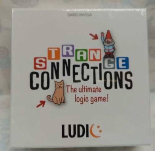 Strange connections gioco - connections,