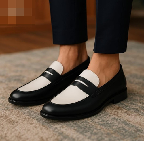 Scarpe uomo fatte - , mano
