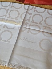 Salvatore Ferragamo Foulard 