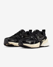 FD0736-012 Nike V2K Run Black
