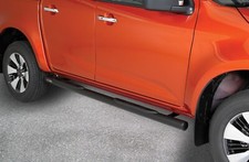Pedane laterali acciaio inox lucido NERO 70mm Isuzu D-Max doppia cabina dal 2020