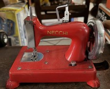 Macchina Da Cucire Necchi