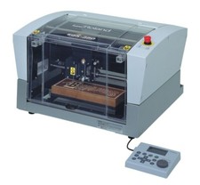 ROLAND EGX-350 INCISORE metallo, legno, plastica, ottone, alluminio, acrilico.