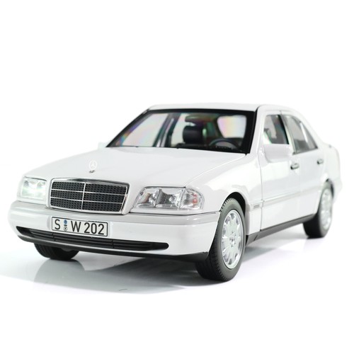 Modellino auto 200 w202 - auto,