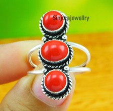 Anello con pietre preziose