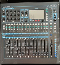 Allen & Heath QU-16 Mixer