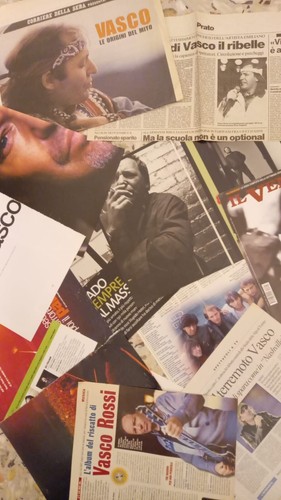 Vasco rossi lotto articoli - -,
