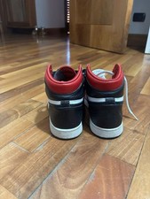 Jordan 1 Retro High Satin Snake Chicago rosse e nere (donna)