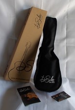 DE SALVO UKMSEQ ukulele