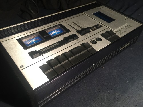 Tandberg cassette deck - deck, tcd