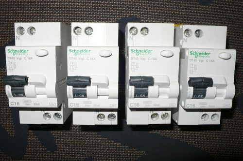 Disjoncteur differentiel 16a - differentiel,