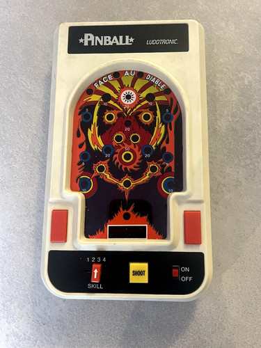 Jeu électronique pinball - -,