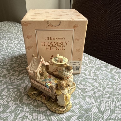 Border fine arts - arts, brambly