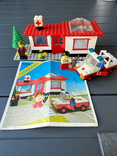 Lego 6364 paramedic unit - lego,